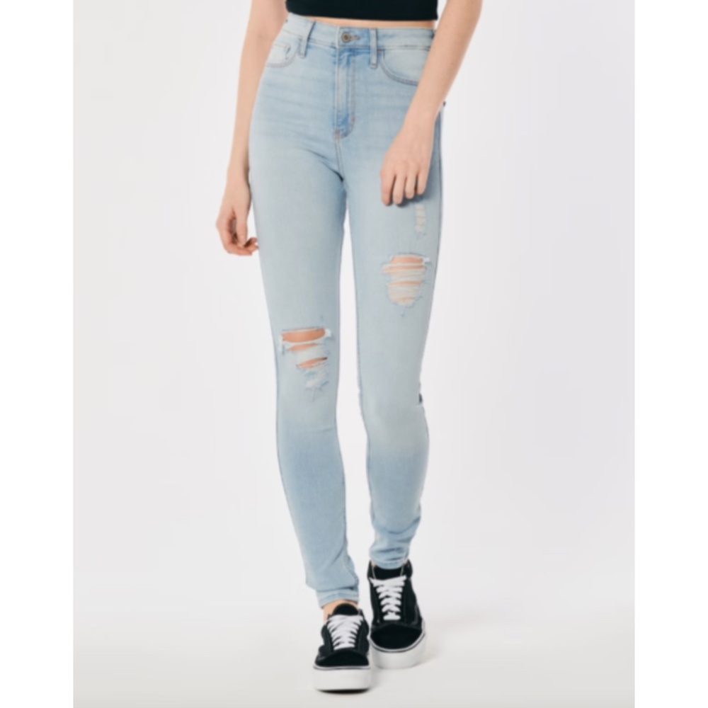 HOLLISTER Ultra High-Rise Super Skinny Jeans - Distressed Light Wash